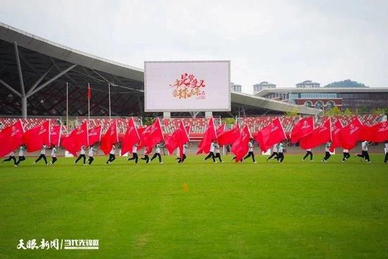 吉奥克雷斯这样谈道：“我觉得这有一点像葡体来签下我的时候。